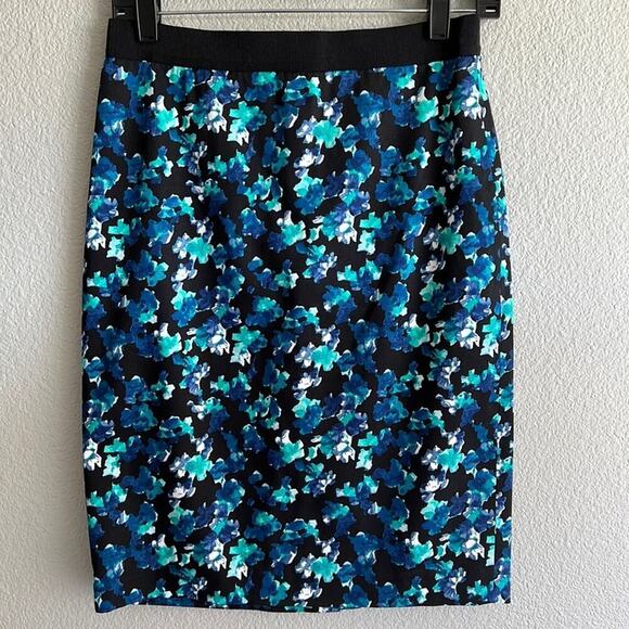 Ann Taylor printed pencil skirt - Picture 1 of 8